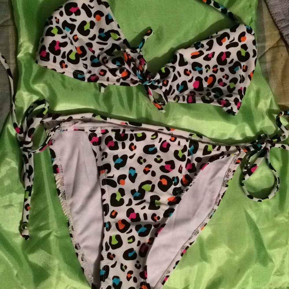 2pc colorful cheetah bikini set - Picture 2 of 7
